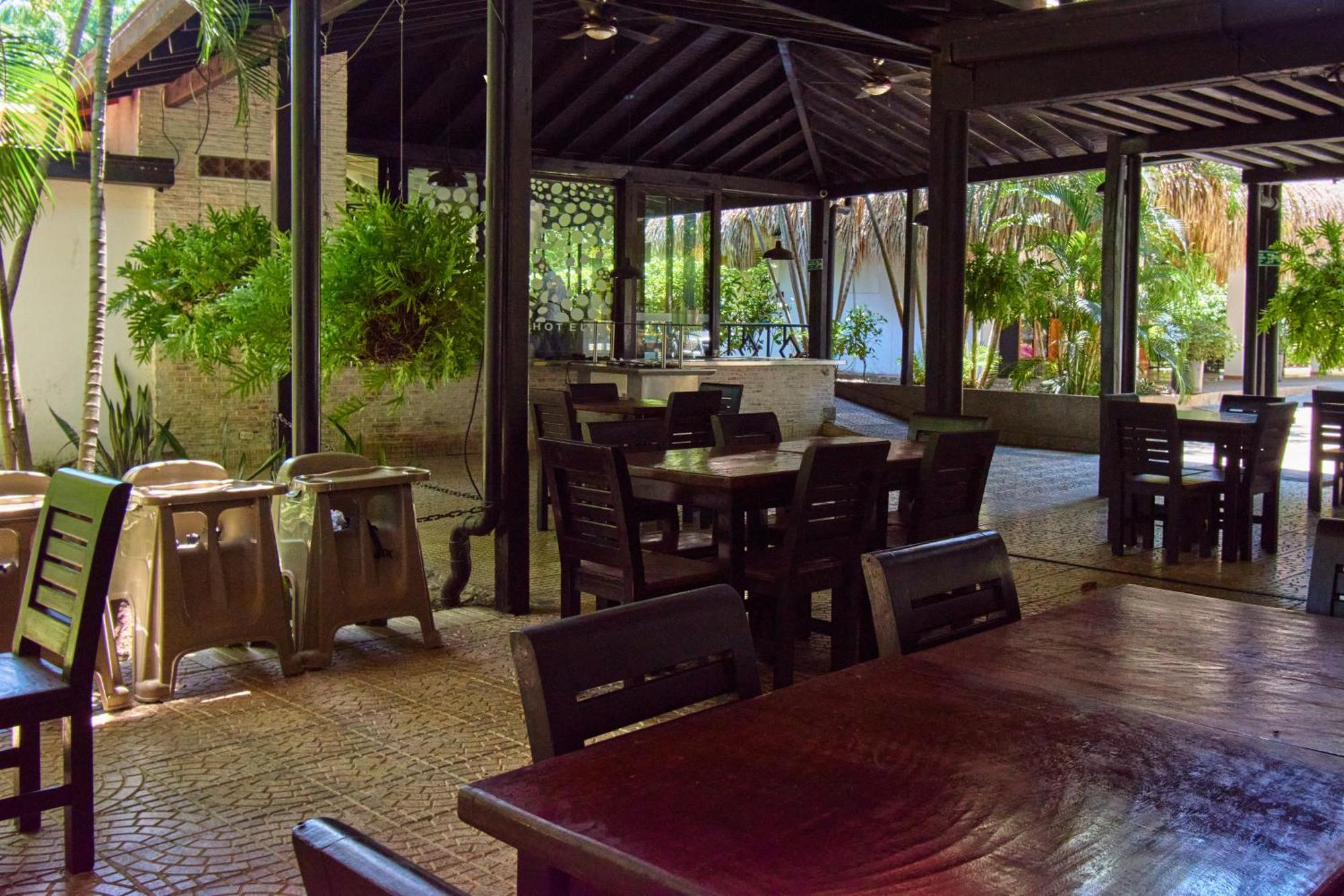 La Iguana De Santa Fe By Bernalo Hotels Santa Fe de Antioquia Bagian luar foto